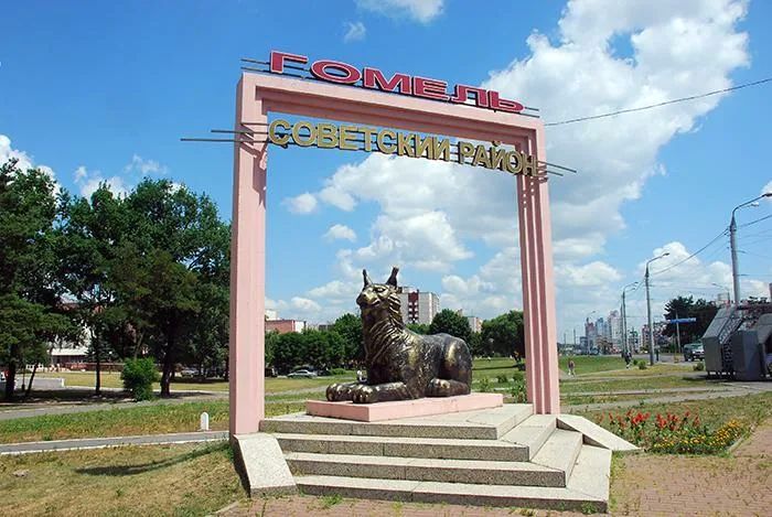 gomel-stela6